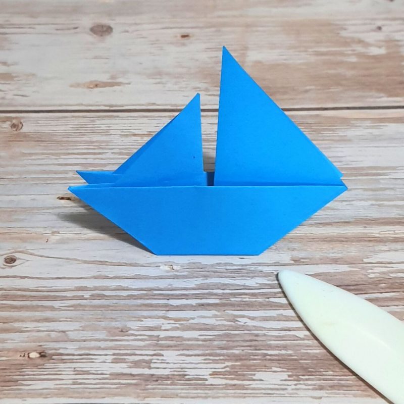 Simple origami boat tutorial